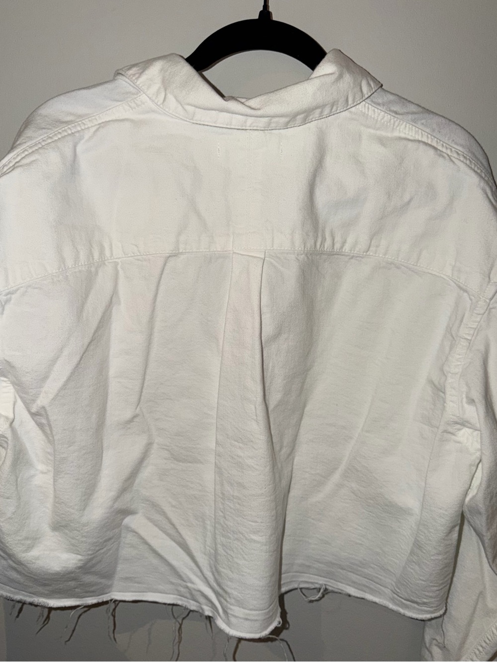 Moussy White Cropped Button-Down Shirt Jacket with Frayed Hem - Picture 5 of 5